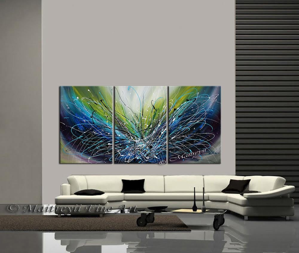 Alt Tag: wall art Jackson Pollock style Ocean Sparkle abstract acrylic canvas triptych in modern living room decor